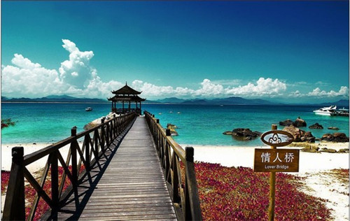 李嫂金牌粥铺品牌的发展前景怎么样，粥铺店面要多大才够