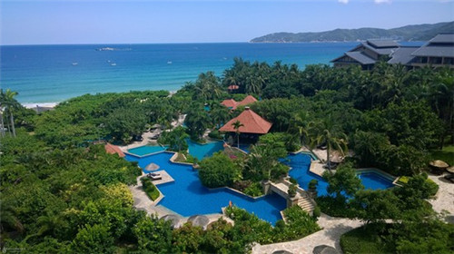 喔喔叫焖炒鸡加盟需要具备什么条件，中式快餐加盟后期回报大吗