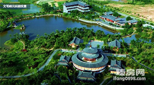 岳阳天空上的白云是什么歌（歌词天上的白云）